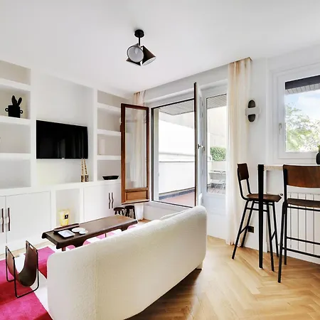 Beautiful La Muette Passy Terrace - Mobility Lease * Parigi