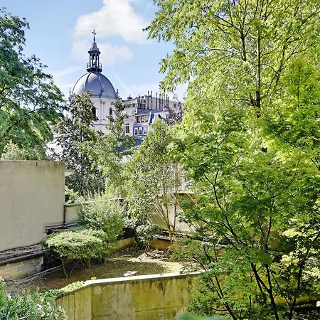 Beautiful La Muette Passy Terrace - Mobility Lease * Parigi